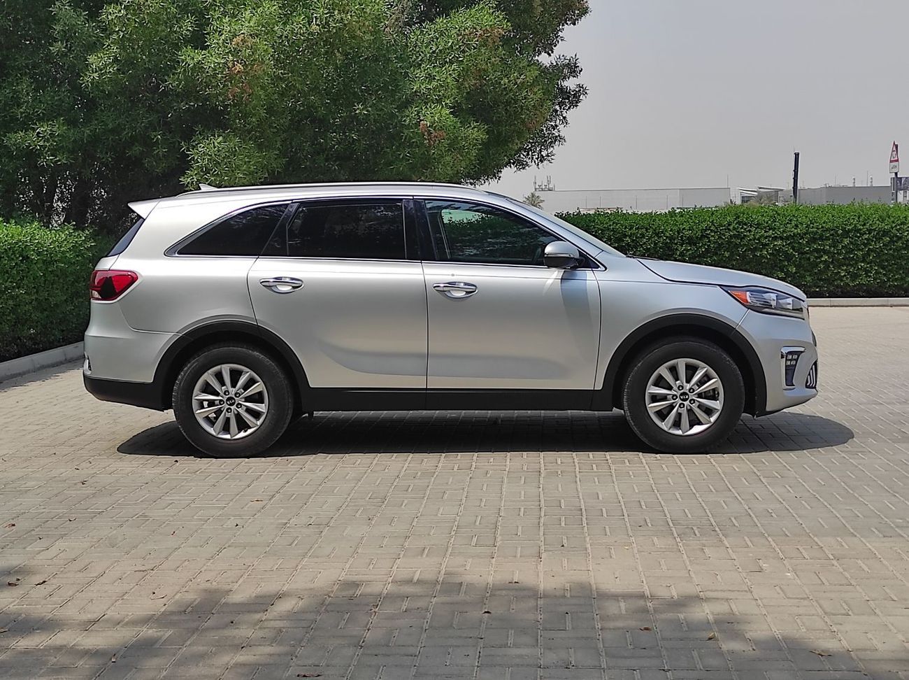 Kia Sorento Top 2.4L FWD Kia Sorrento 2019 V4 2.4L 7 seater Clean