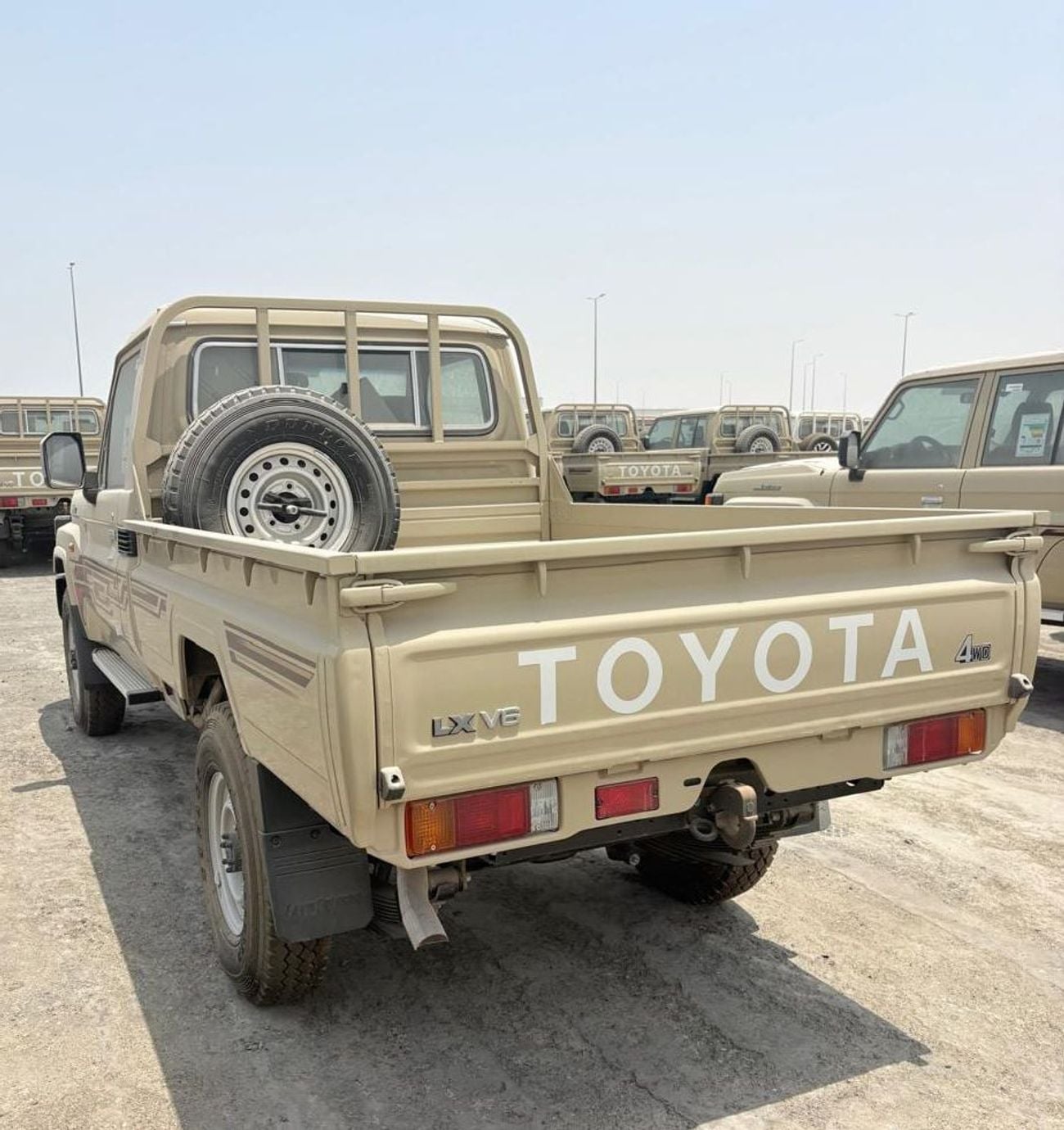 Toyota Land Cruiser 70 LC79 LX