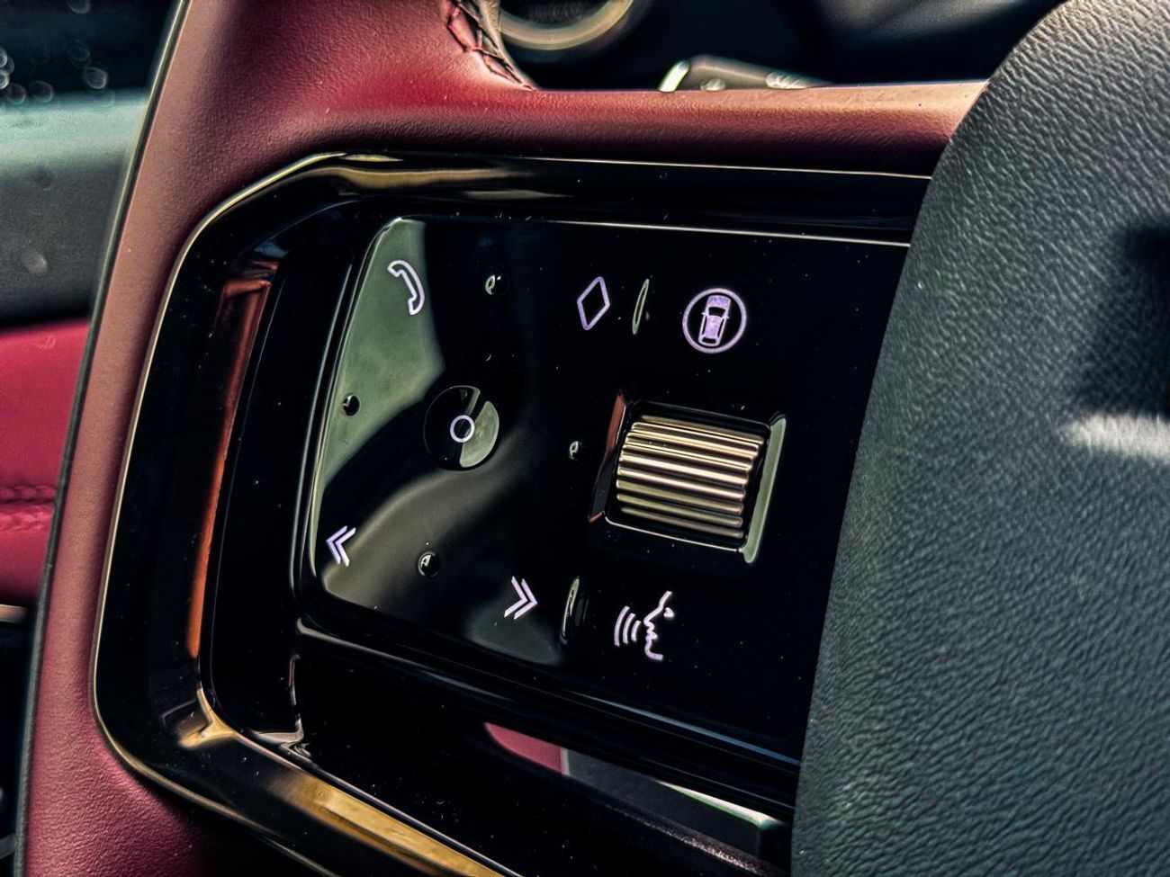 لاند روفر رانج روفر إيفوك Land Rover Range Rover Evoque SE P250 Dynamic 2.0L