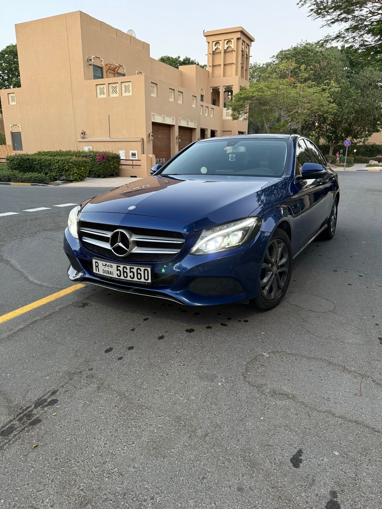 مرسيدس بنز C 200 4 litre