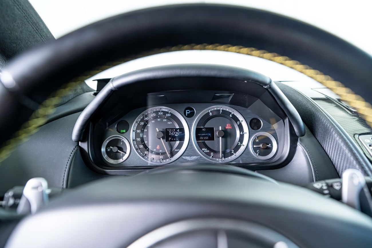 Aston Martin Rapide Std 6.0L V12 Naturally Aspirated-Custom Interior-4 Door Supercar-Metallic Paint