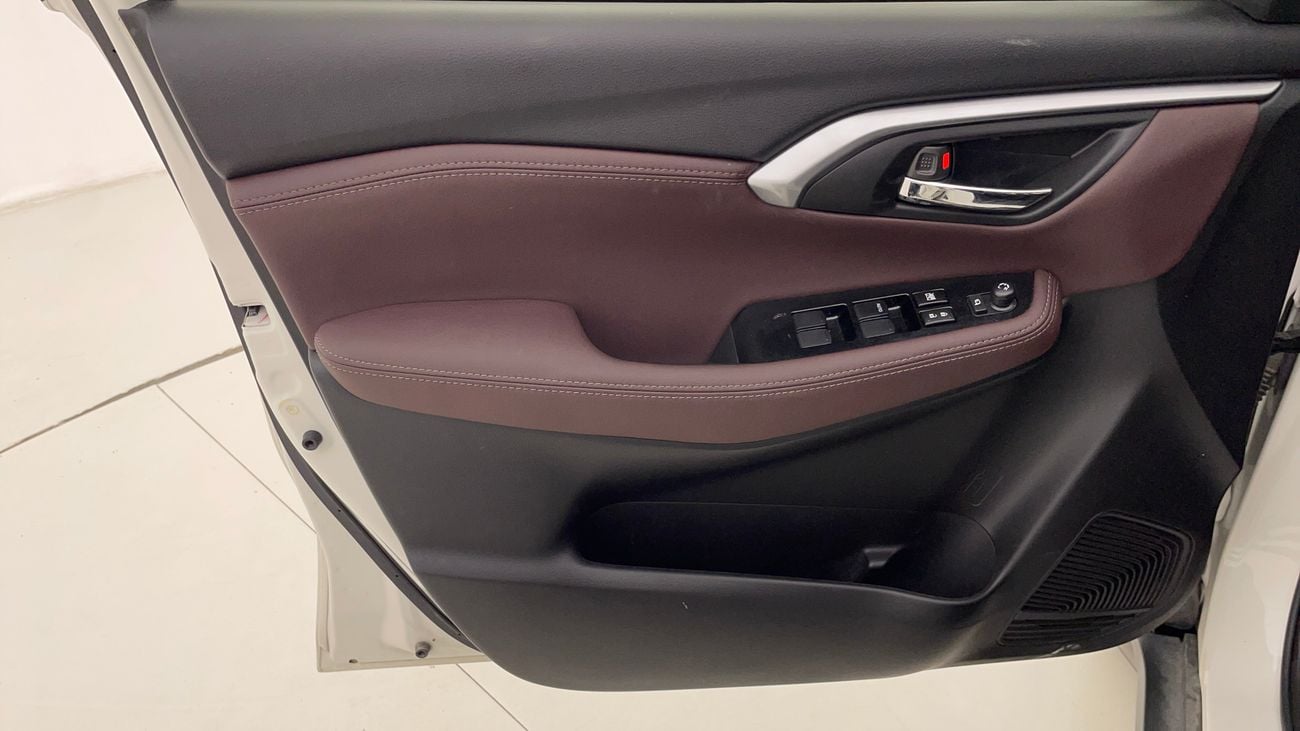 تويوتا أوربان كروزر GLX 1.5 | بدون دفعة مقدمة | اختبار القيادة في المنزل