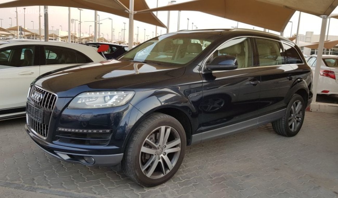 Audi Q7 2011 model V6 gulf specs Full options panoramic roof