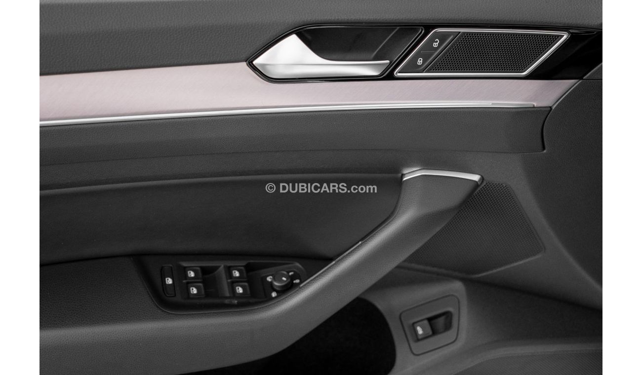 Volkswagen Arteon R-Line 4Motion 2018 Volkswagen Arteon / Full Volkswagen Service History