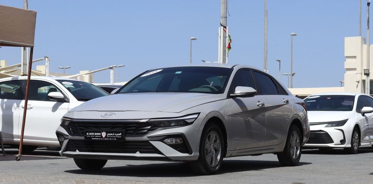 Hyundai Elantra Smart 1.6L Hyundai Elantra 2024 - GCC - Accident-Free - 1.6L - Excellent Condition Inside and Out