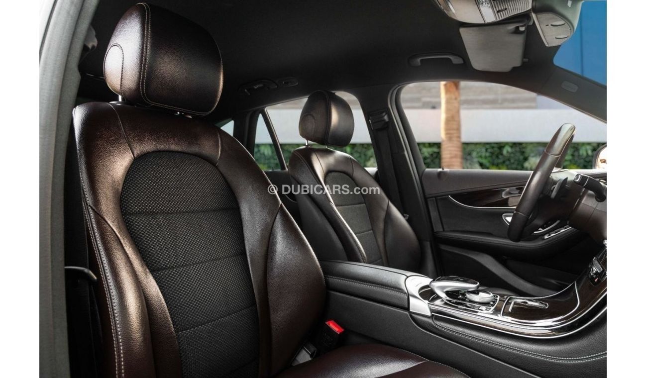 Mercedes-Benz GLC 250 250 | 2,644 P.M  | 0% Downpayment | Low Mileage!