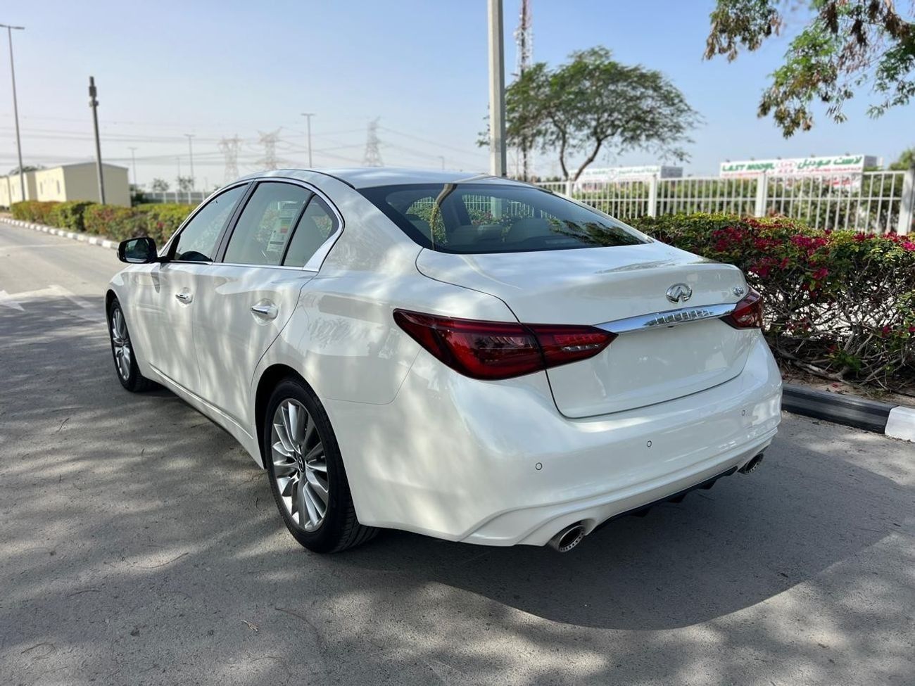 Infiniti Q50 Luxe 3.0L