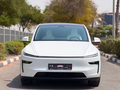 Tesla Model Y LONG RANGE