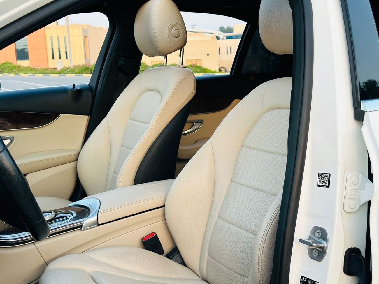 Mercedes-Benz C 300 Luxury MERCEDES C300 MODEL 2018 FULL OPTION