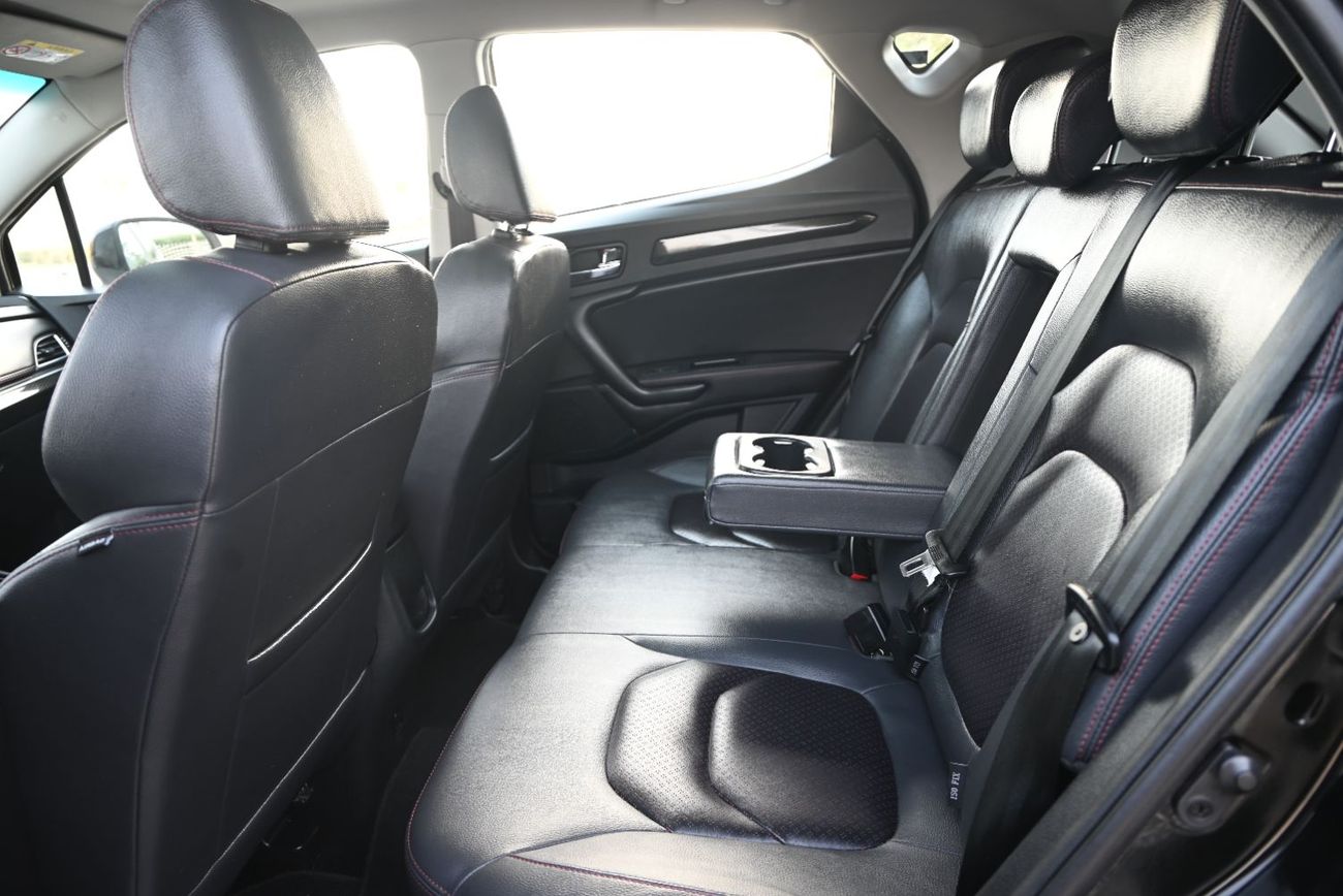 JAC S3 Plus EMI 550 AED - JAC WARRANTY 2028 - JAC S3+ - APPLE CARPLAY - ORIGINAL PAINT - GCC