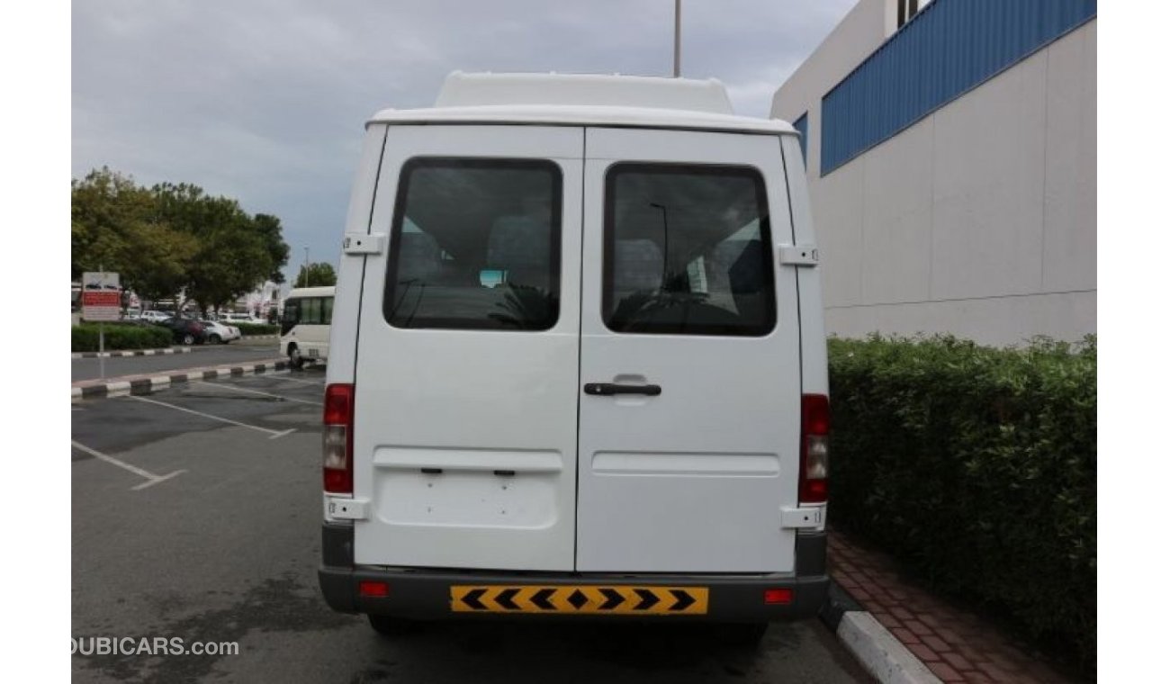 Mercedes-Benz Sprinter BUS  SPRINTER DIESEL 16 PASSENGER GULF SPACE MANUAL