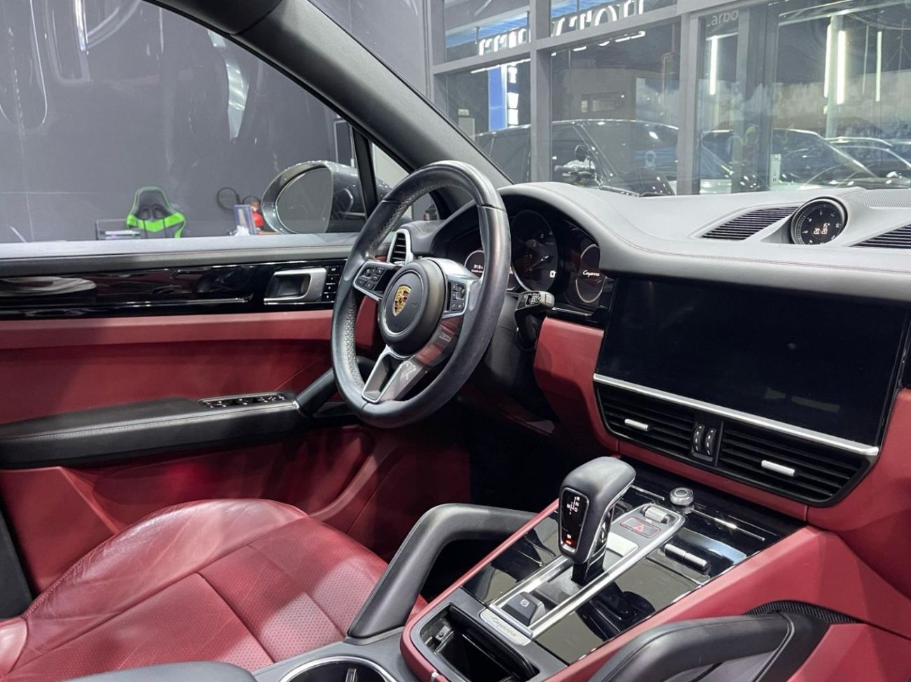 Porsche Cayenne Base Coupe