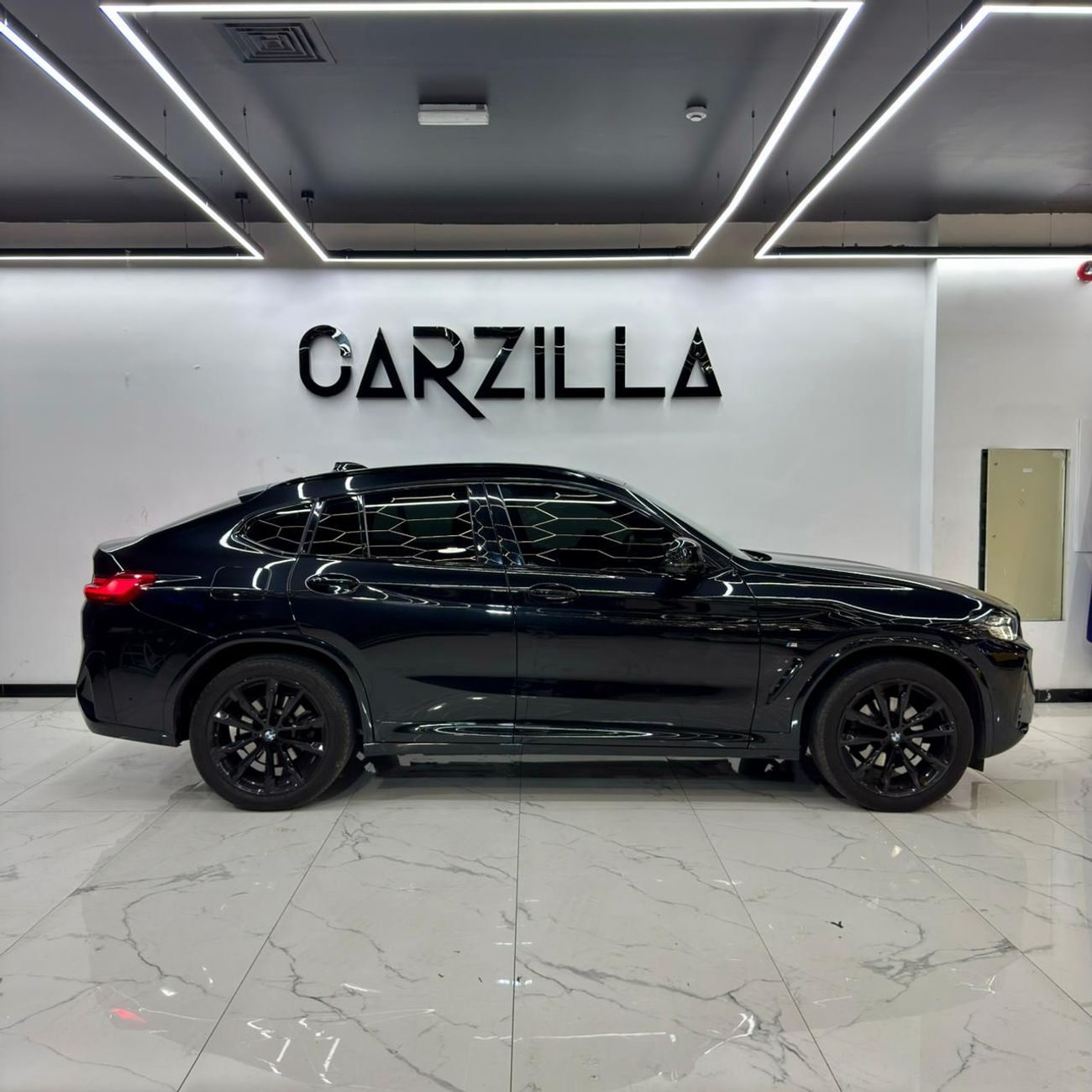 بي أم دبليو X4 xDrive 30i M Sport 2.0L