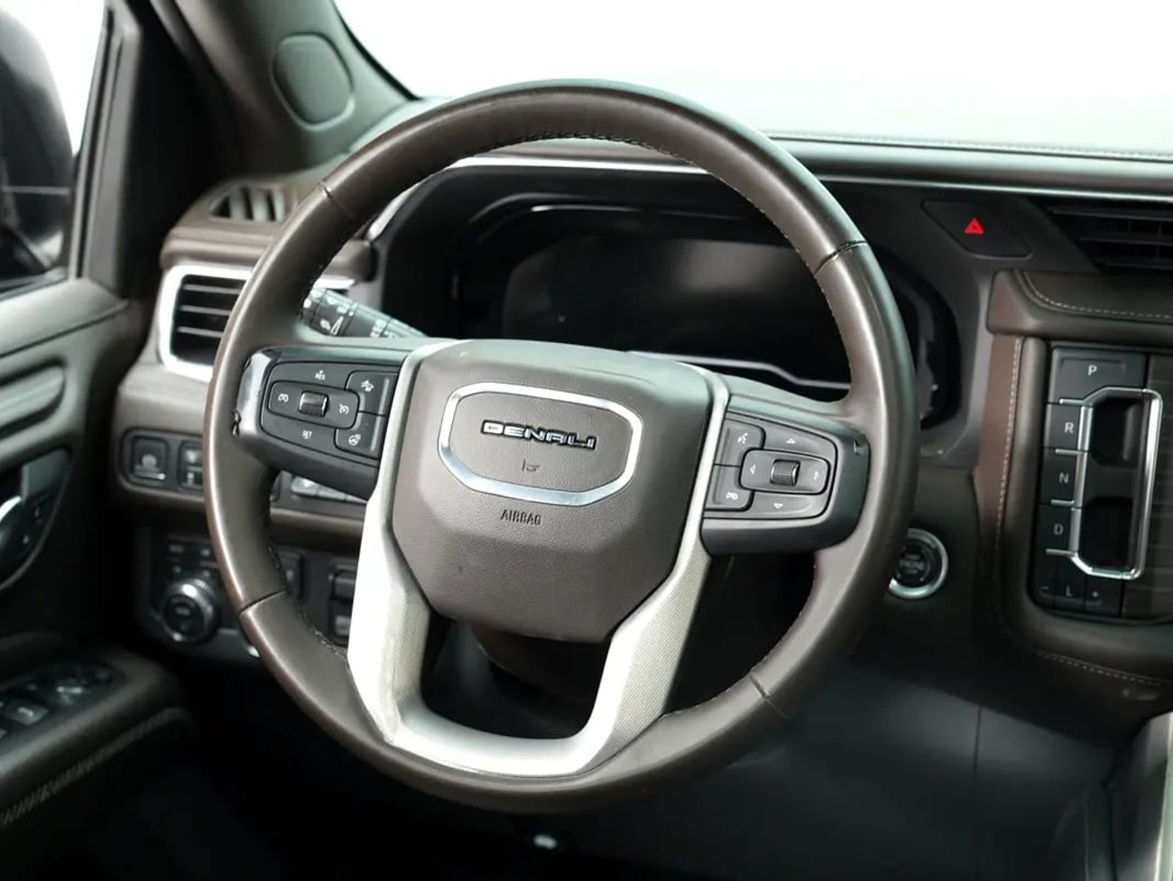 GMC Yukon DENALI | GCC Specs | Low Mileage | Warranty