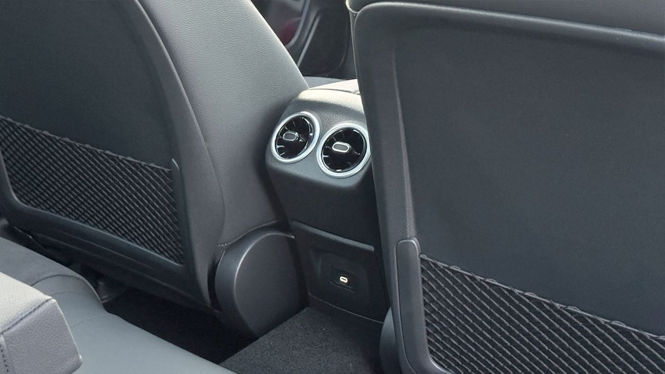 Mercedes-Benz CLA 200 Mercedes-Benz CLA 200 2026 Full options AMG Package 0 km Agency Warranty