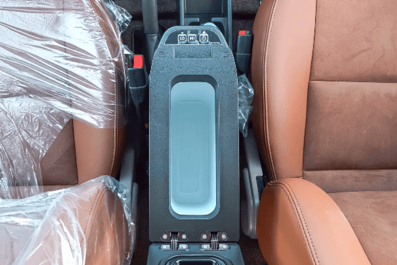 Toyota Land Cruiser 70 ECTMQM001 – 2025 TLC76 5 Doors Hardtop - 2.8L Diesel Auto White with Tan Interior