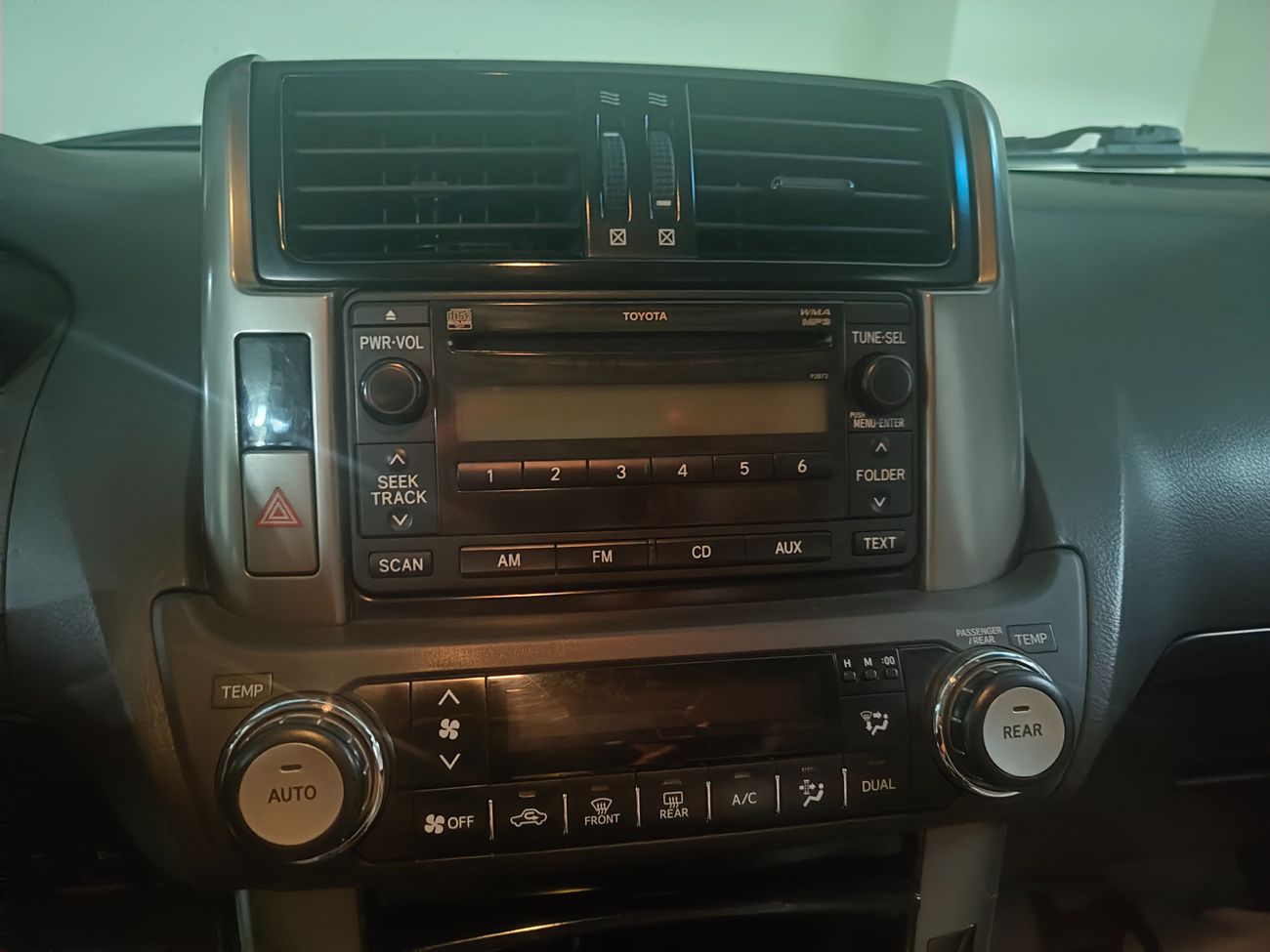 Toyota Prado TXL1 4.0L