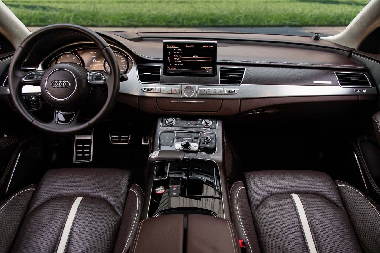 Audi S8 | 2,612 P.M (4 Years)⁣ | 0% Downpayment | Amazing Condition!