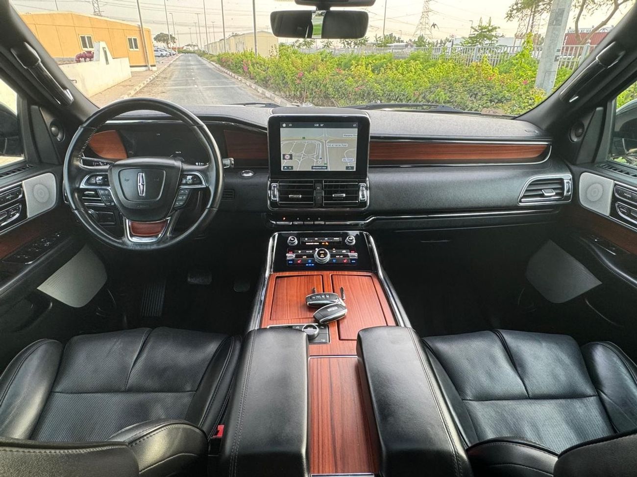 Lincoln Navigator Reserve LINCOLN NAVIGATOR 2018 GCC FULL SERVICE HISTORY