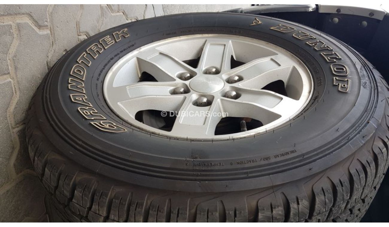 GMC Sierra 2012 model full options Gcc specs car very clean