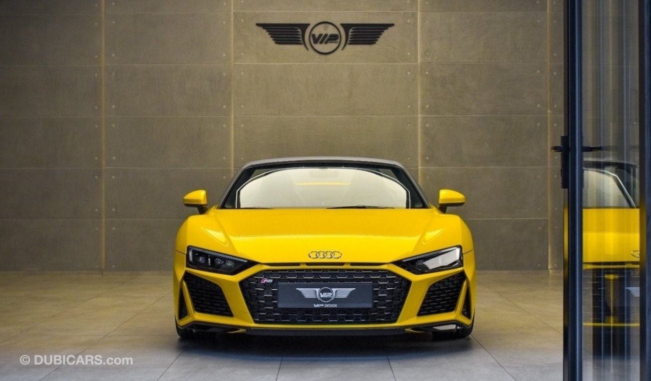 أودي R8 Audi R8 V10 GCC. Spyder