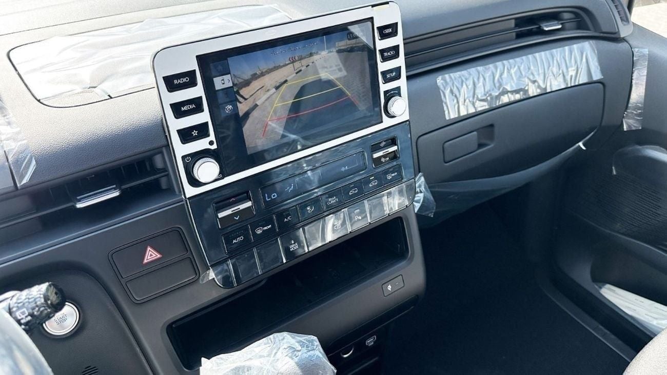 Hyundai Staria 3.5L V6 11 STR Premier AT