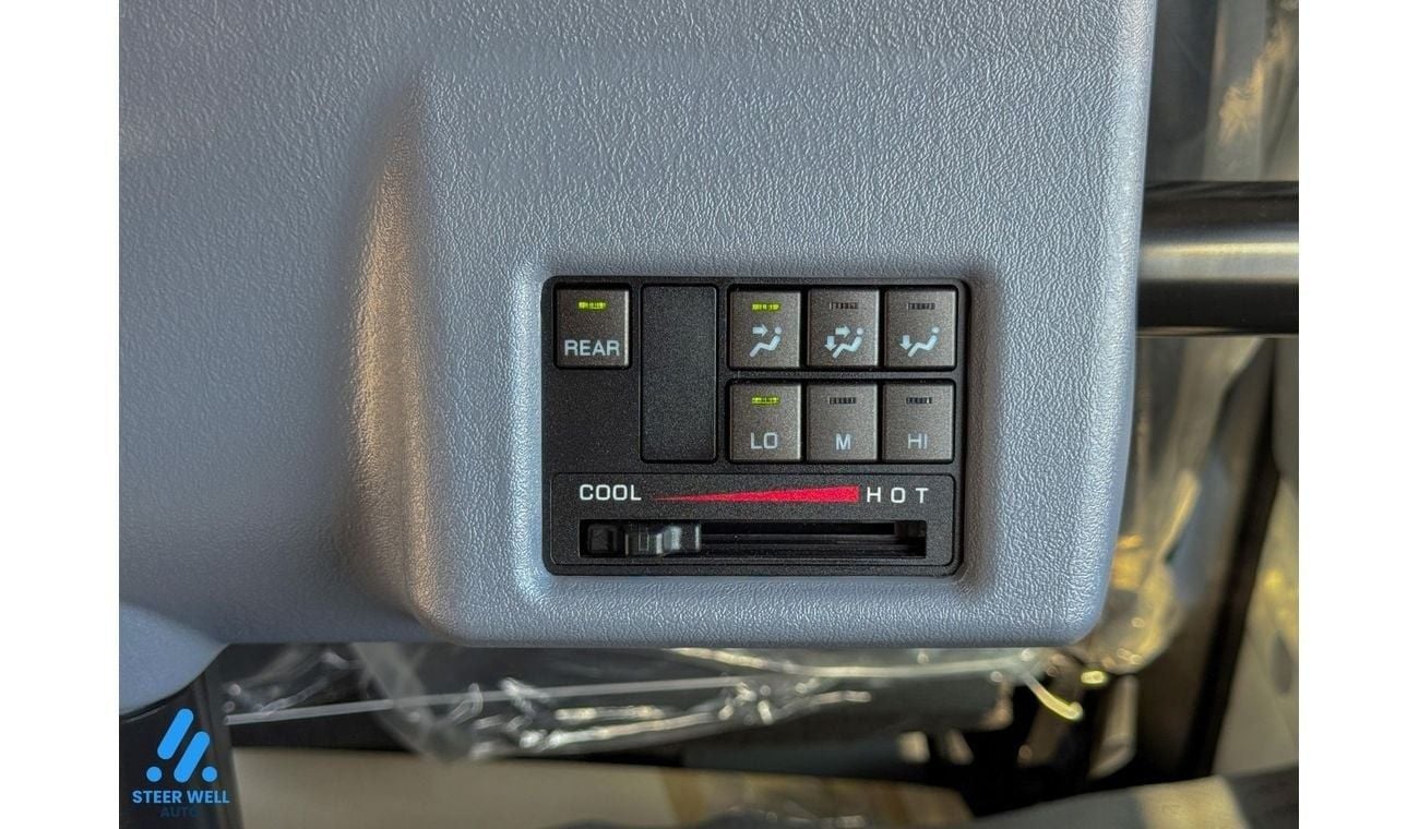 Mitsubishi Fuso Canter Fuso Dual Cabin / Euro 5 / 3.0L Inline 4 Diesel / Book Now!