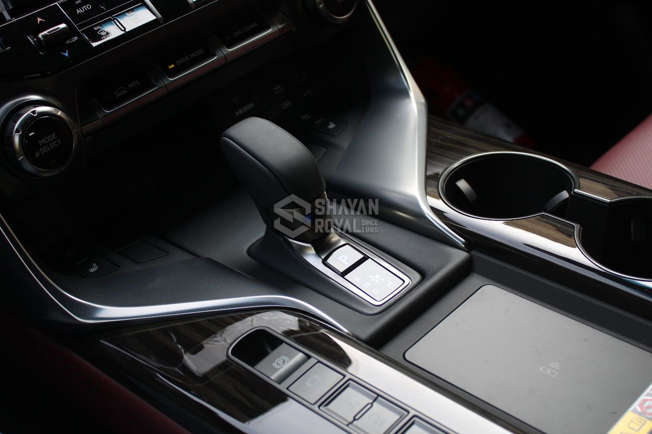 لكزس LX 700h TURBO SPORT 3.5L HYBRID V6 TT 7-SEATS  4WD AT 2025MY