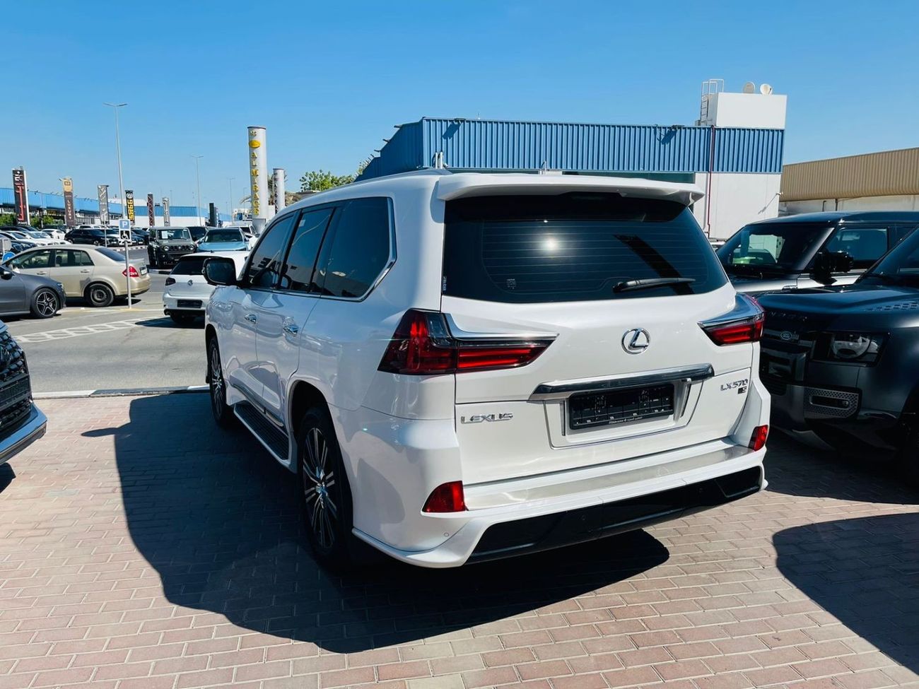 Lexus LX 570 LEXUS LX570 SPORT 27/08/2025 UNTILL WARRANTY FROM ALFUTTAIM