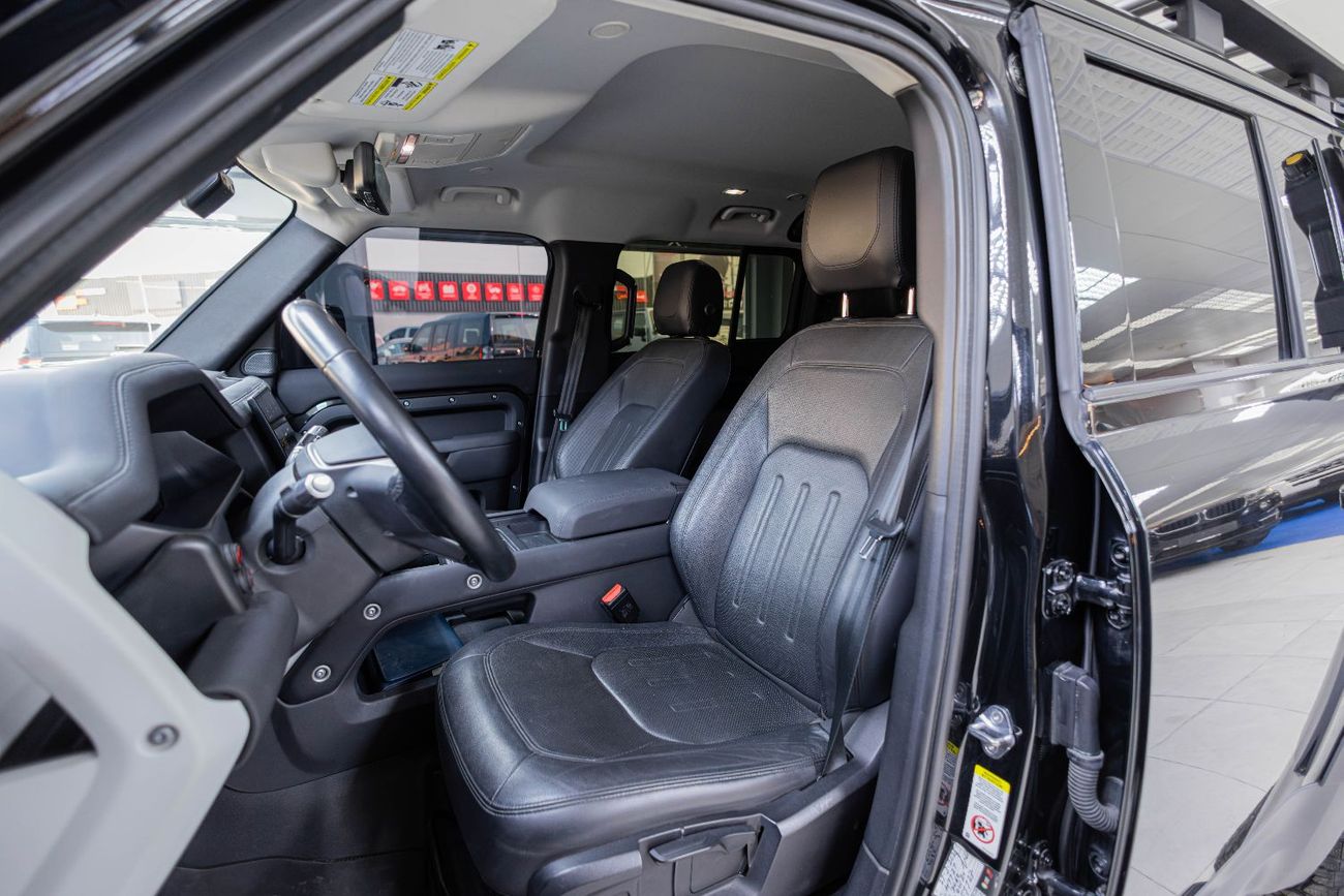 Land Rover Defender 110 S P300 2.0L