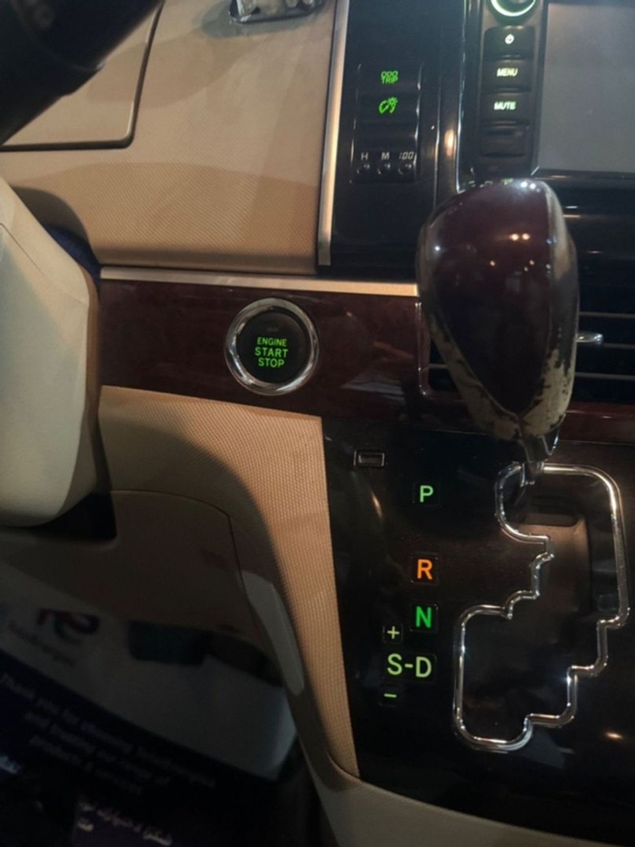 Toyota Previa SE 2.4L