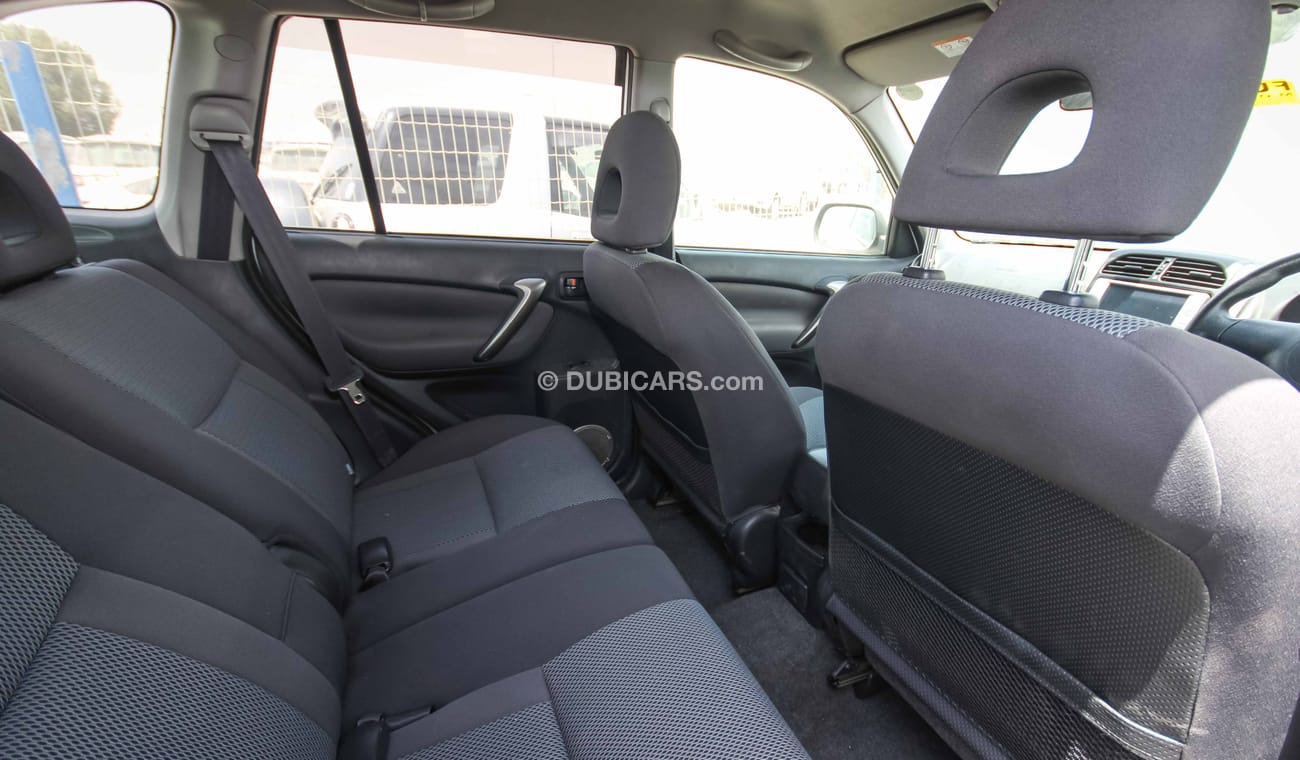 تويوتا راف ٤