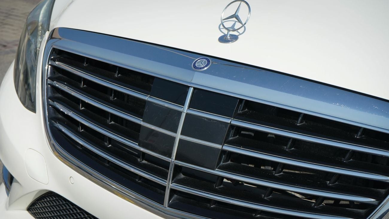 مرسيدس بنز S 550