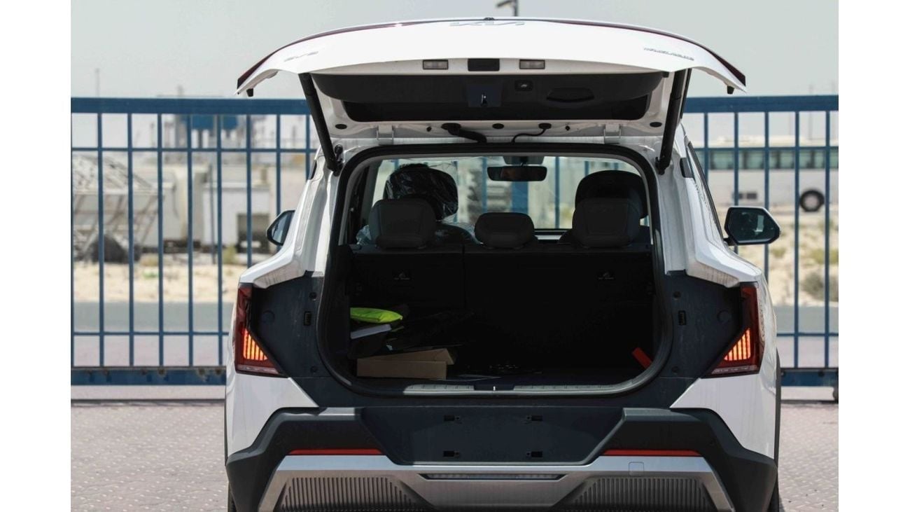 Kia EV5 2023 KIA EV5 AIR 530 - White inside Grey & Black | Export Only