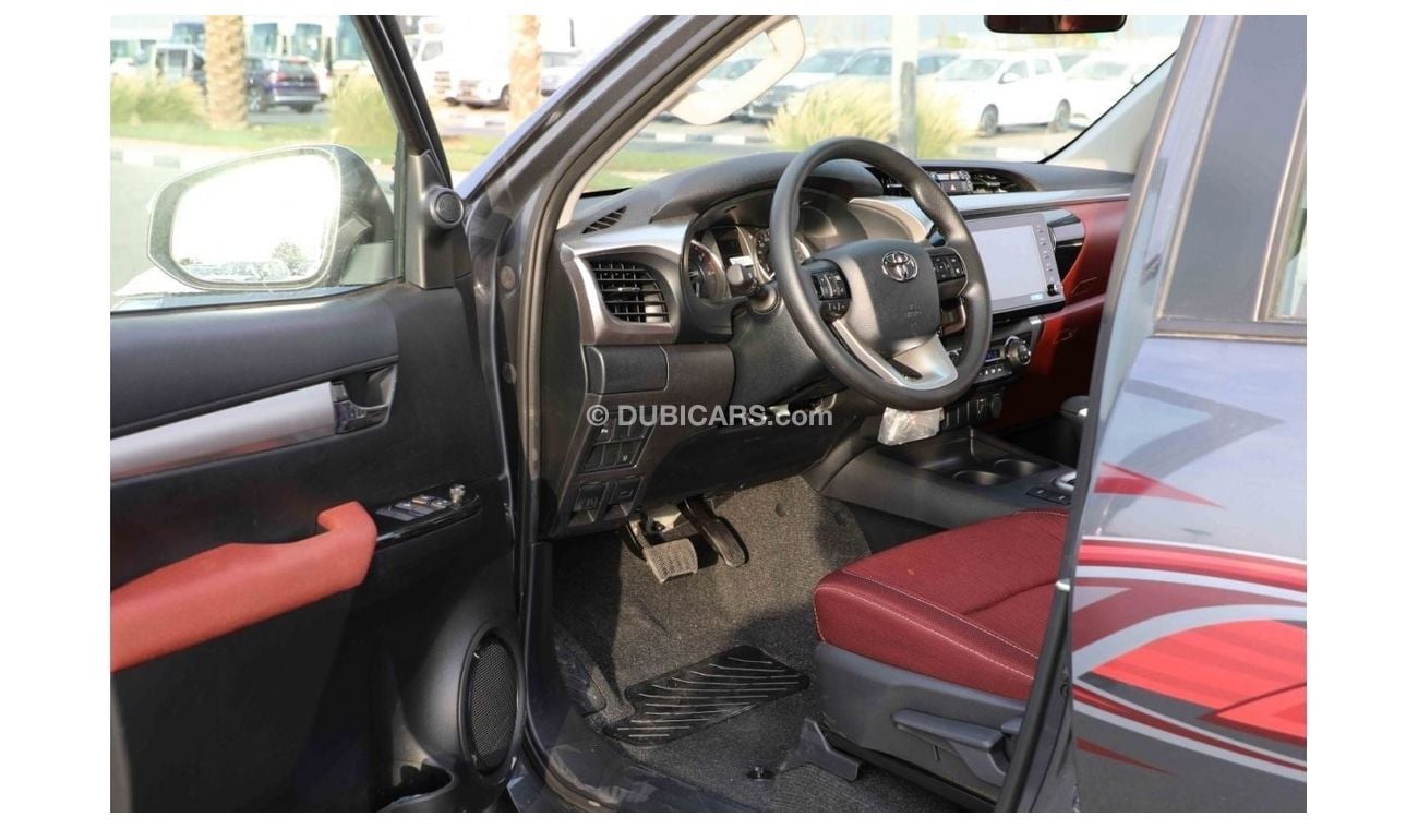Toyota Hilux 2023 Toyota Hilux 4x4 DC 2.8 D AT SR5 - Grey inside Maroon | Export Only
