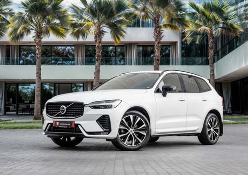 فولفو XC 60 XC60 B5 Ultimate Dark | 2,155 P.M | 0% Downpayment | Volvo Warranty
