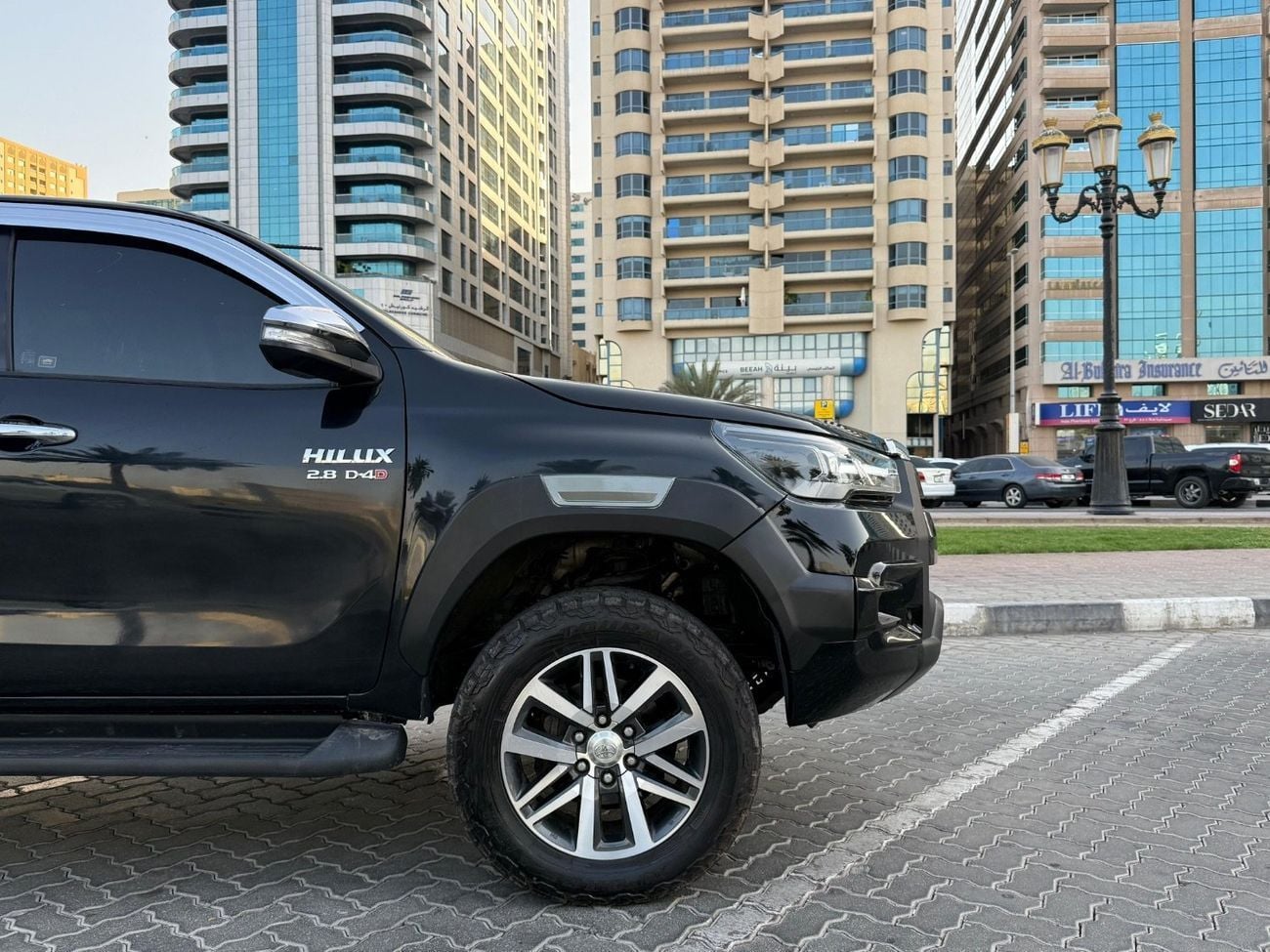 تويوتا هيلوكس GLX Only for export Right Hand Drive