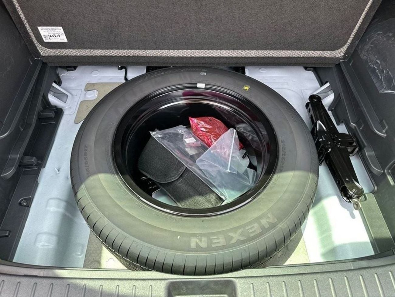 Kia Sportage KIA SPORTAGE 1.6T - WHITE COLOR (2025 MODEL)