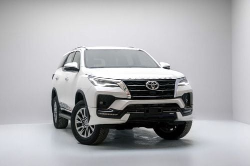 تويوتا فورتونر 4.0L - Platinum White Pearl Inside Black | Export Only