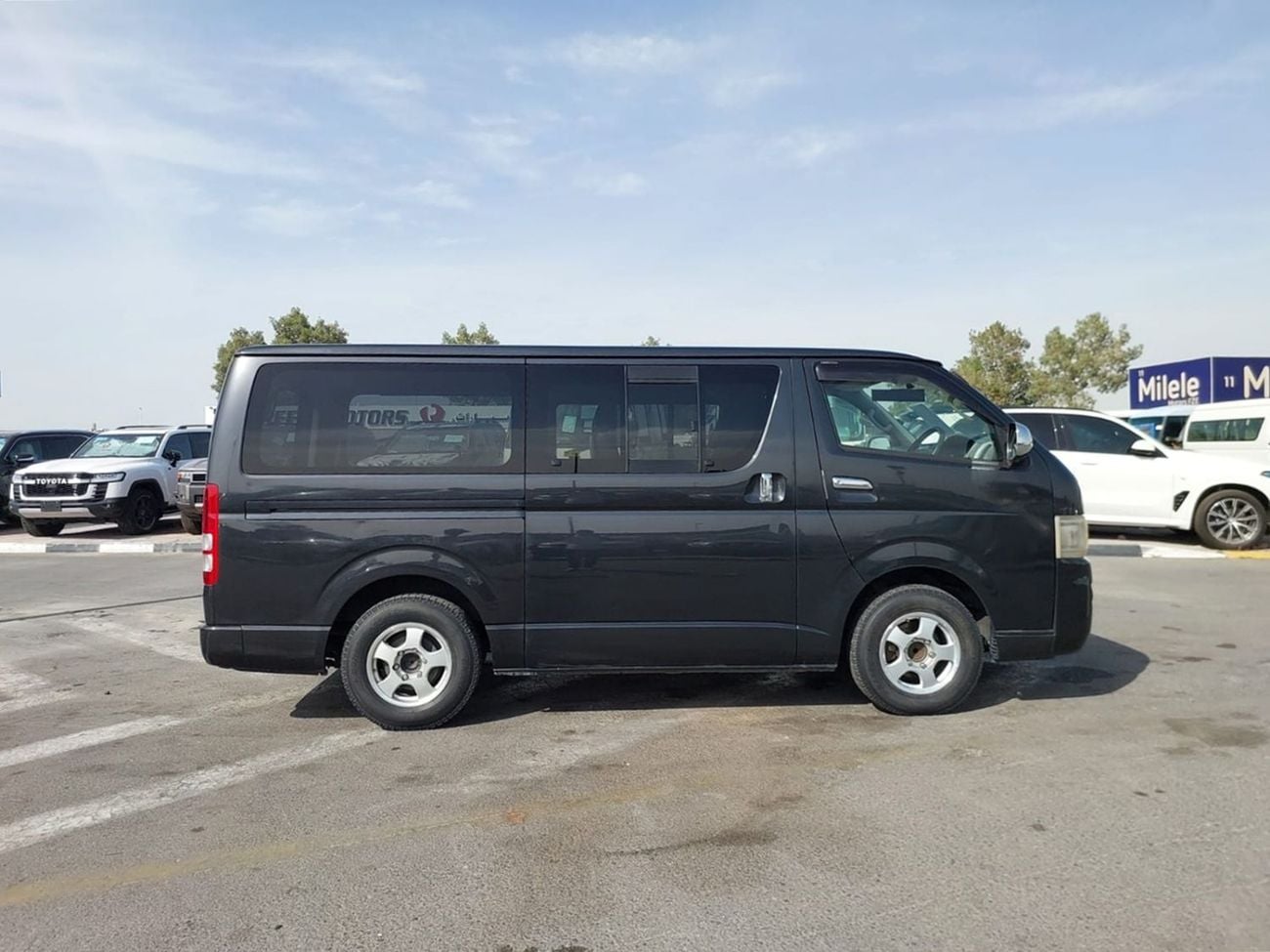 تويوتا هاياس TOYOTA HIACE VAN RHD 2004 MODEL 2.0 L PETROL AUTOMATIC(PM02513)