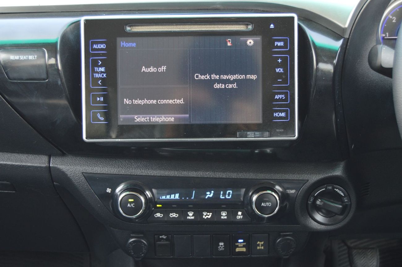 Toyota Hilux Double cabin 2.8L, perfect inside and outside