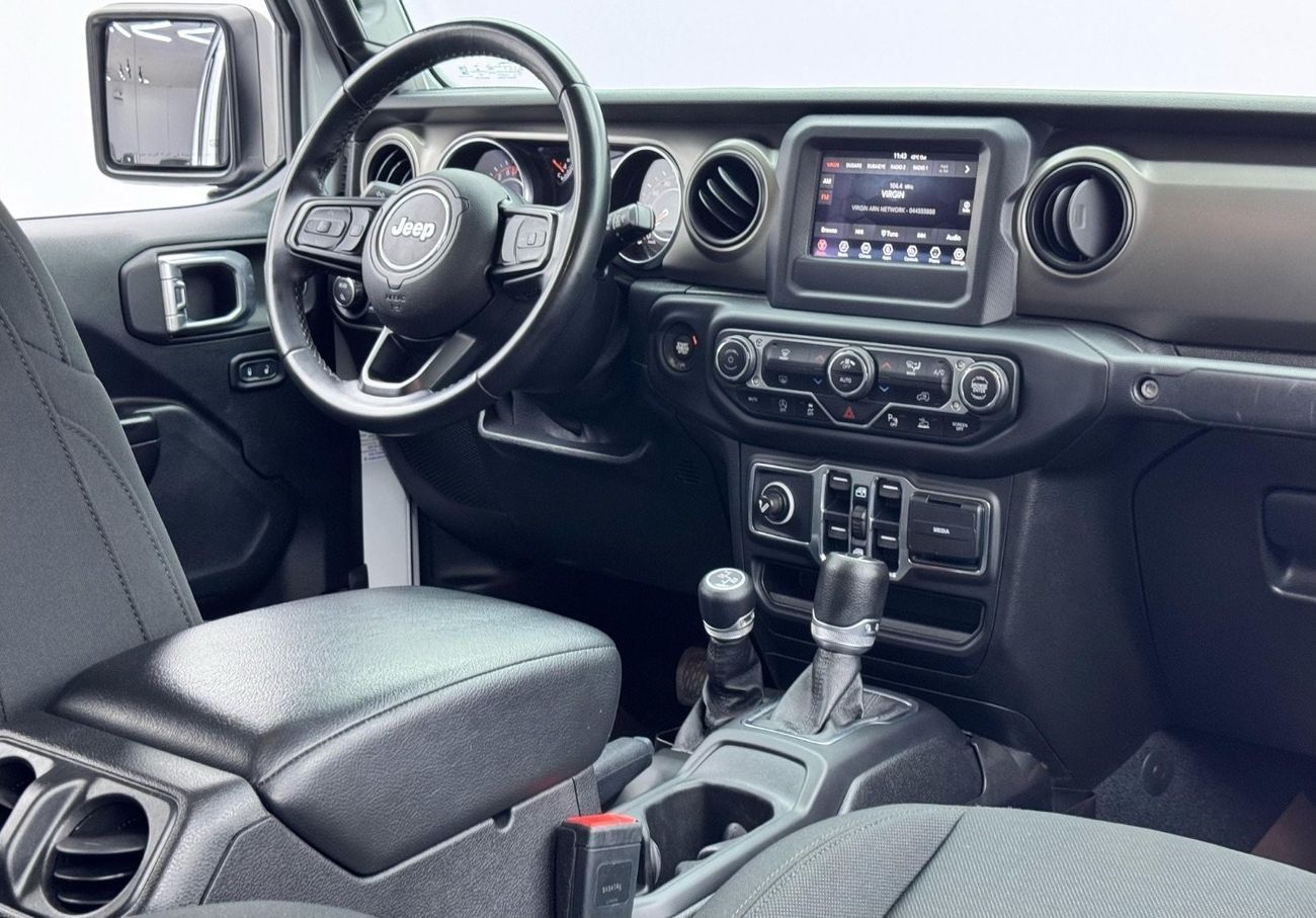 جيب جلادياتور Sport 3.6L 2020 Jeep Gladiator Sport, June 2026 Jeep Warranty, Full Jeep Service History, GCC