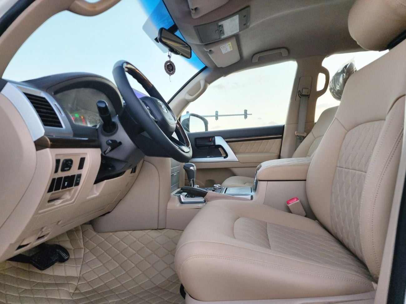 تويوتا لاند كروزر GX.R V6 upgrade 2024