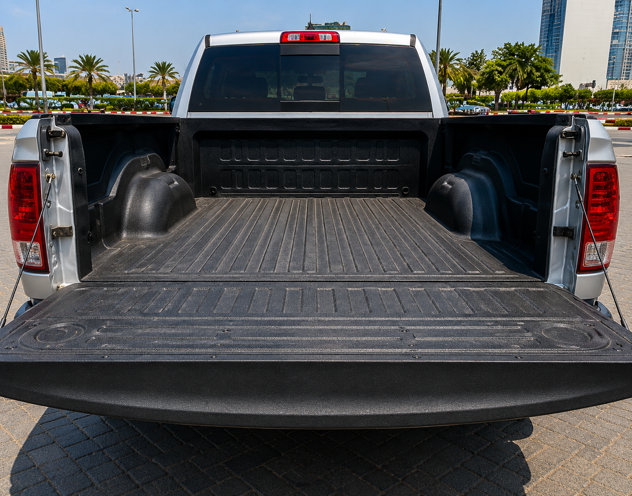 رام لارامي Laramie 1500 HEMI