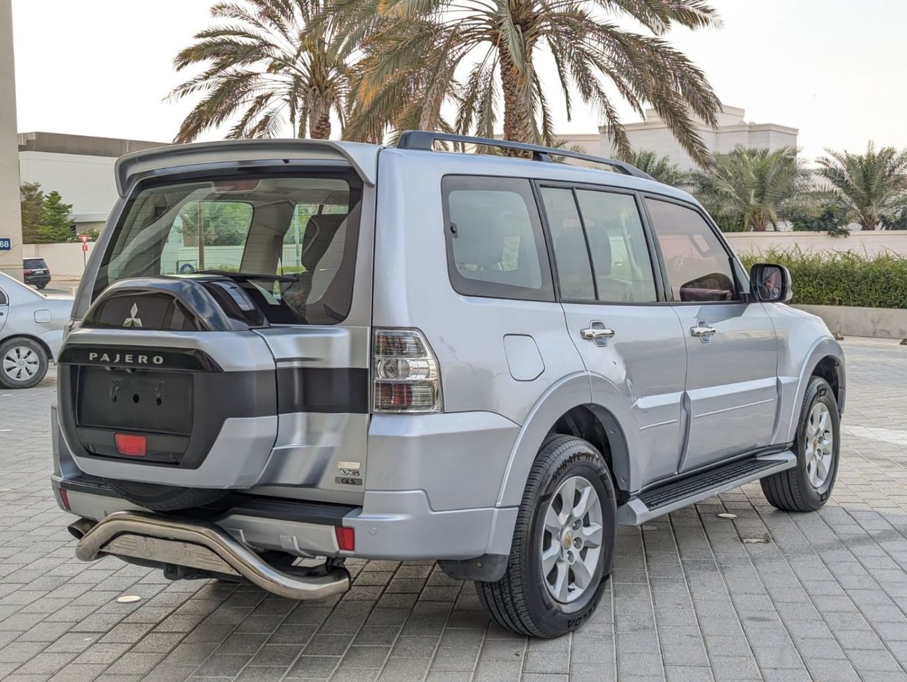 ميتسوبيشي باجيرو