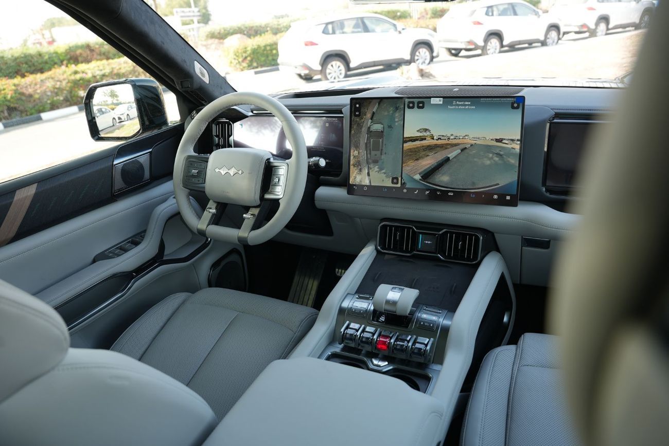 بي واي دي ليوبارد 8 2025 Leopard 8  NEW Flagship 5-seates AWD Black in White 0Km