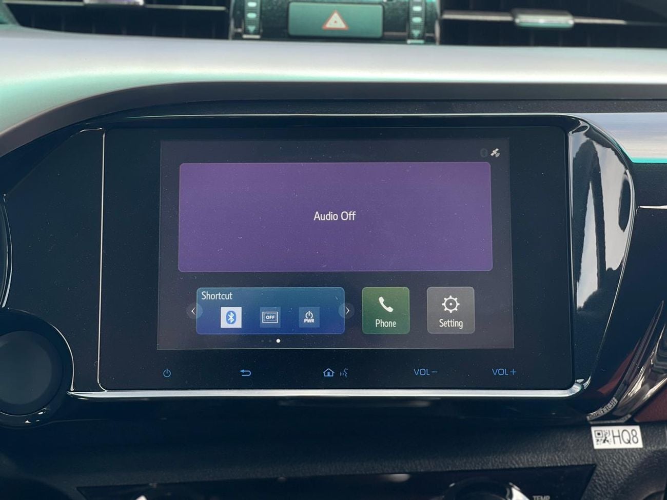 تويوتا هيلوكس GLXS SR5 2.7L 4X4