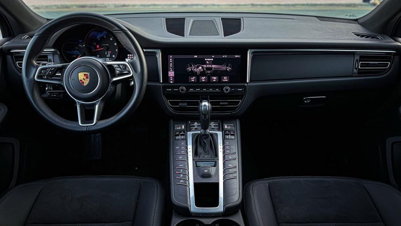 Porsche Macan Std 2.0L (260 HP) Std 2.0L - CLEAN TITLE