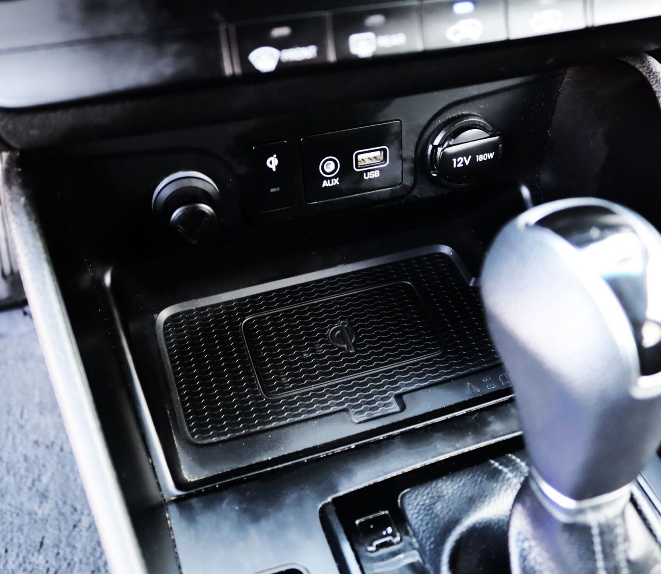 هيونداي توسون 2.0L هيونداي توسان 2020 خليجي بحالة ممتازة بدون حوادث