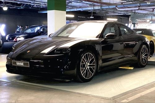 بورش تايكان Taycan | National Day Celebration | شامل الضمان | 0 ﺪﻔﻋﺓ ﺃﻮﻟﻯ